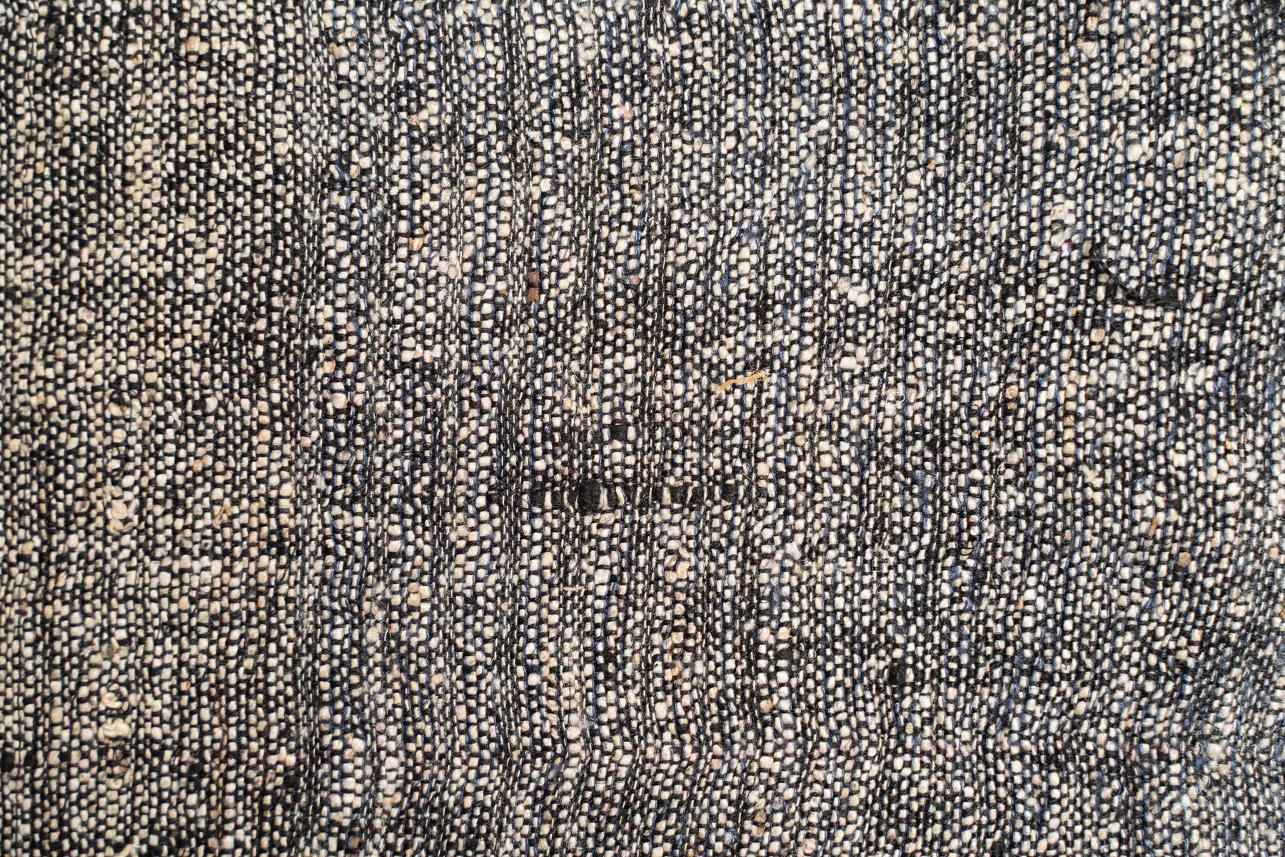 Black, White — BHAGALPORE handwoven silk stole