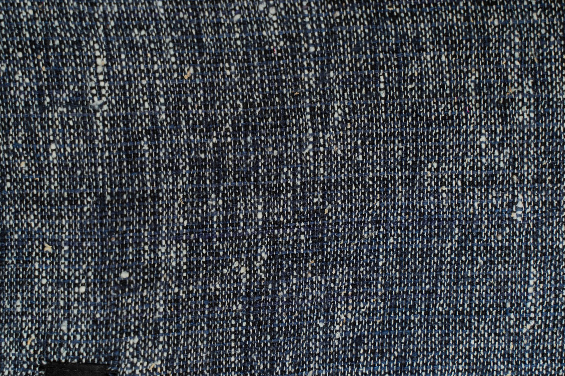 Blue, White, Black — Wavy — BHAGALPORE handwoven silk stole